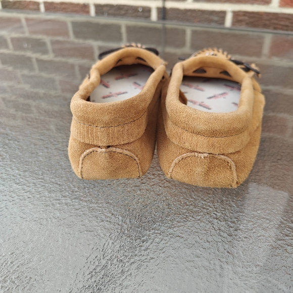 Minnetonka Women’s Thunderbird Animikii Softsole Moccasins 7 Suede, Beaded - Picture 6 of 9